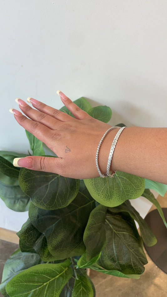 VVS Bracelet Gift Silver Set